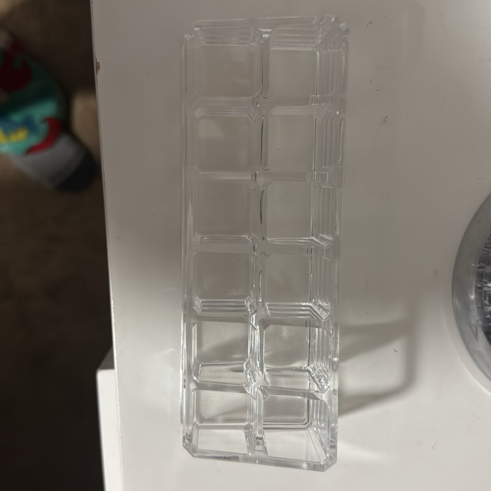 Lipstick Caddy - Picture 2 of 2